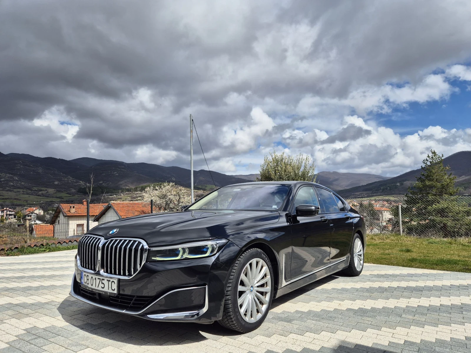 BMW 740 xDrive , снимка 3 - Автомобили и джипове - 54036247
