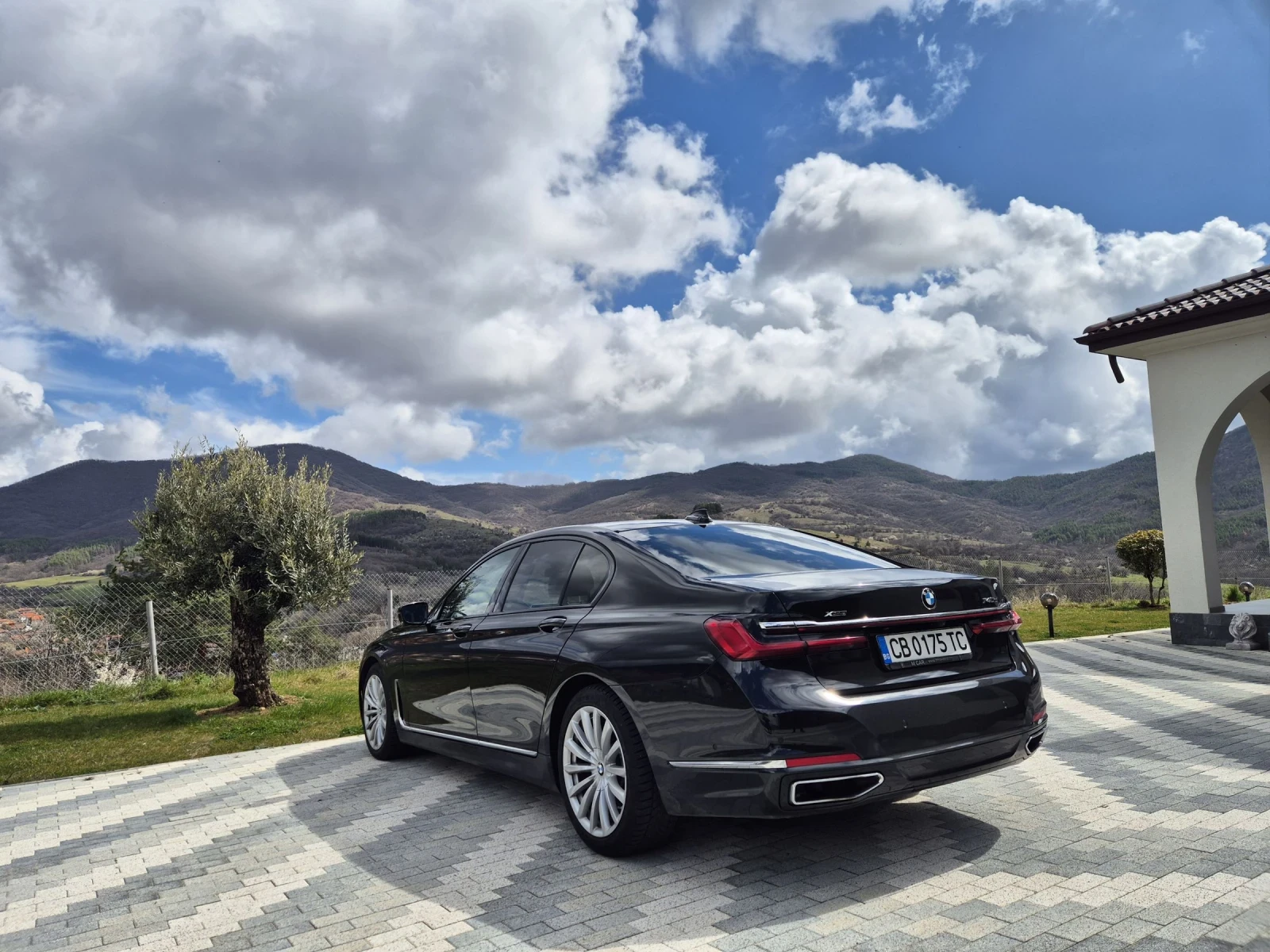 BMW 740 xDrive , снимка 5 - Автомобили и джипове - 54036247