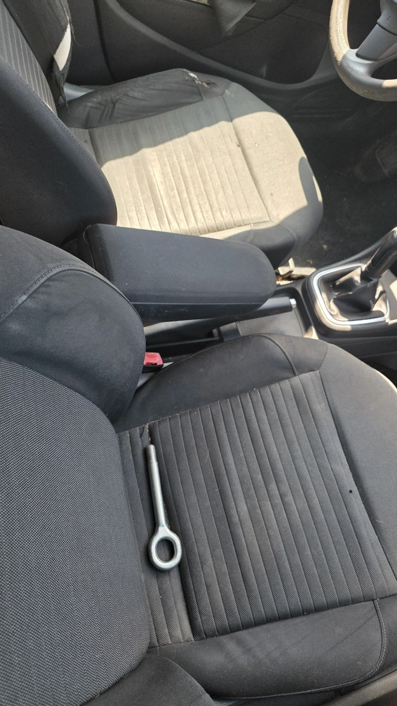 Seat Leon 2.0tdi, снимка 9 - Автомобили и джипове - 54115130