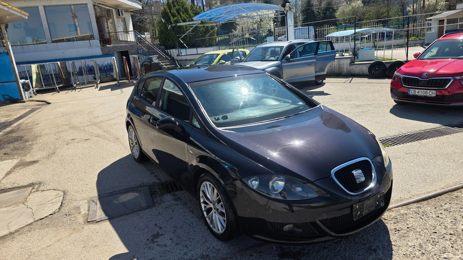 Seat Leon 2.0tdi, снимка 12 - Автомобили и джипове - 54115130