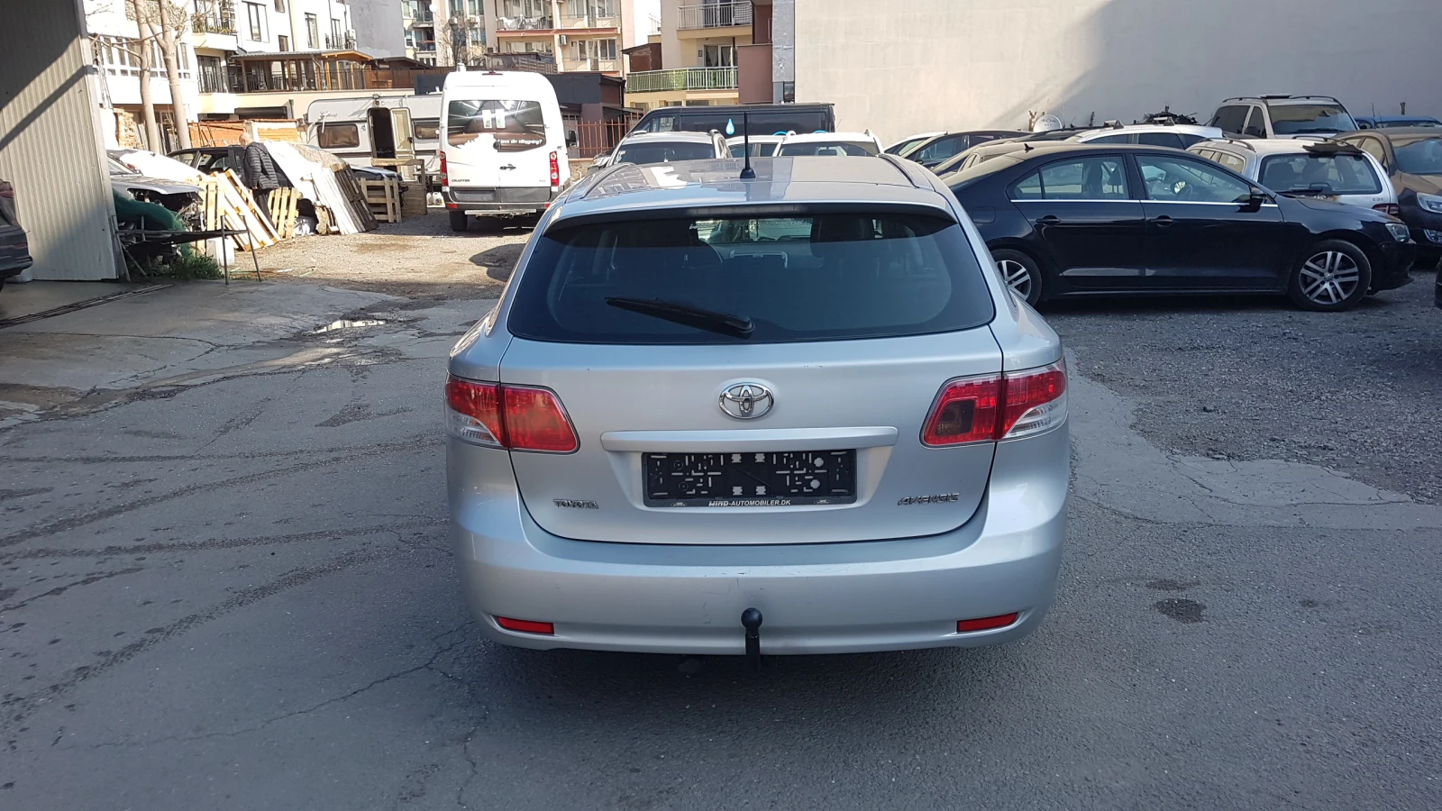 Toyota Avensis 2.0D4D, снимка 3 - Автомобили и джипове - 54124619