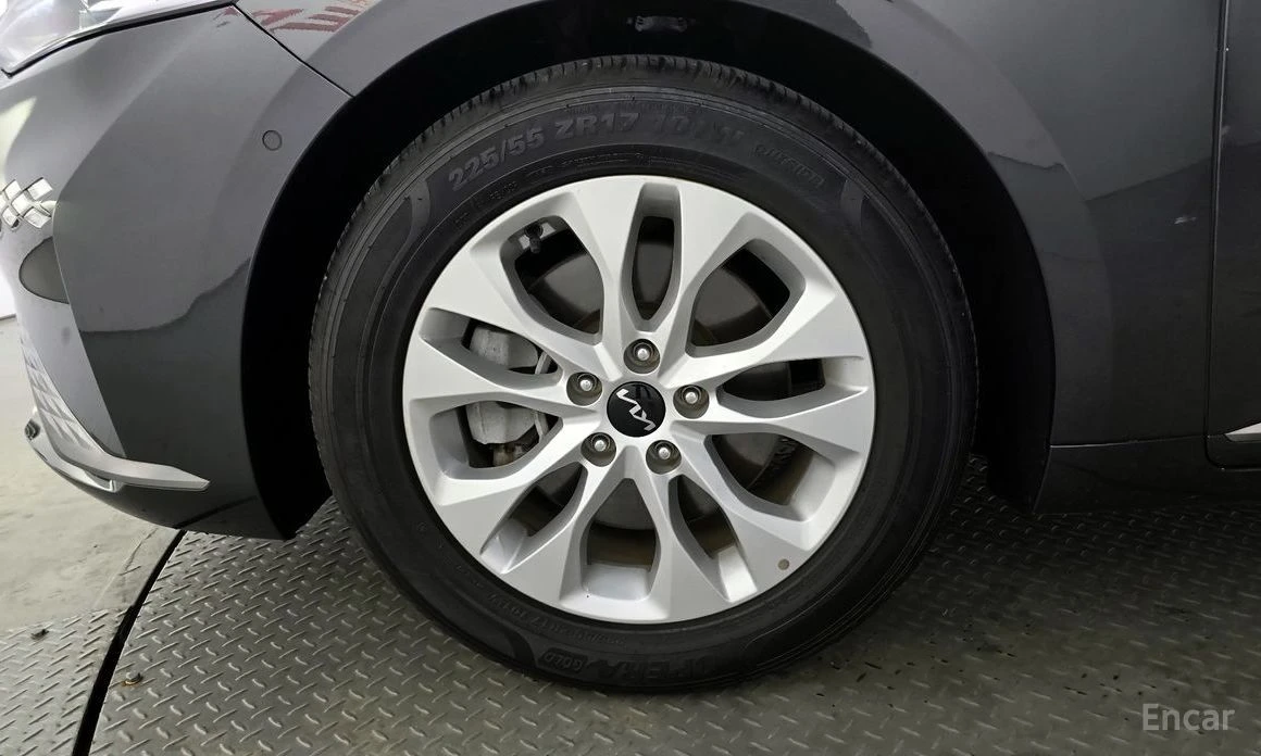 Kia K8, снимка 5 - Автомобили и джипове - 54183961