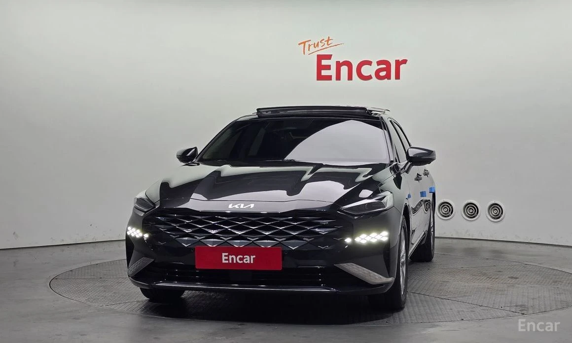 Kia K8, снимка 3 - Автомобили и джипове - 54183961