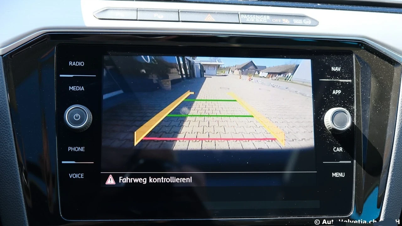 VW Passat, снимка 14 - Автомобили и джипове - 54507550