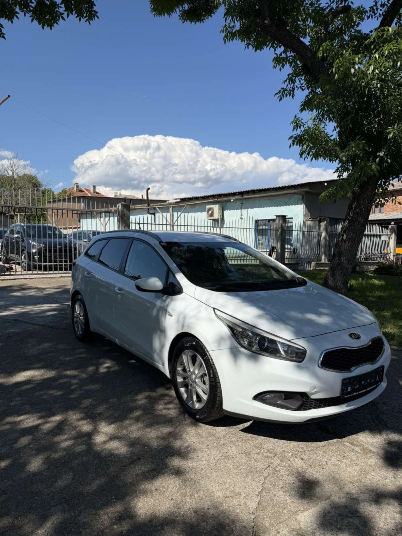 Kia Ceed, снимка 2 - Автомобили и джипове - 54918707