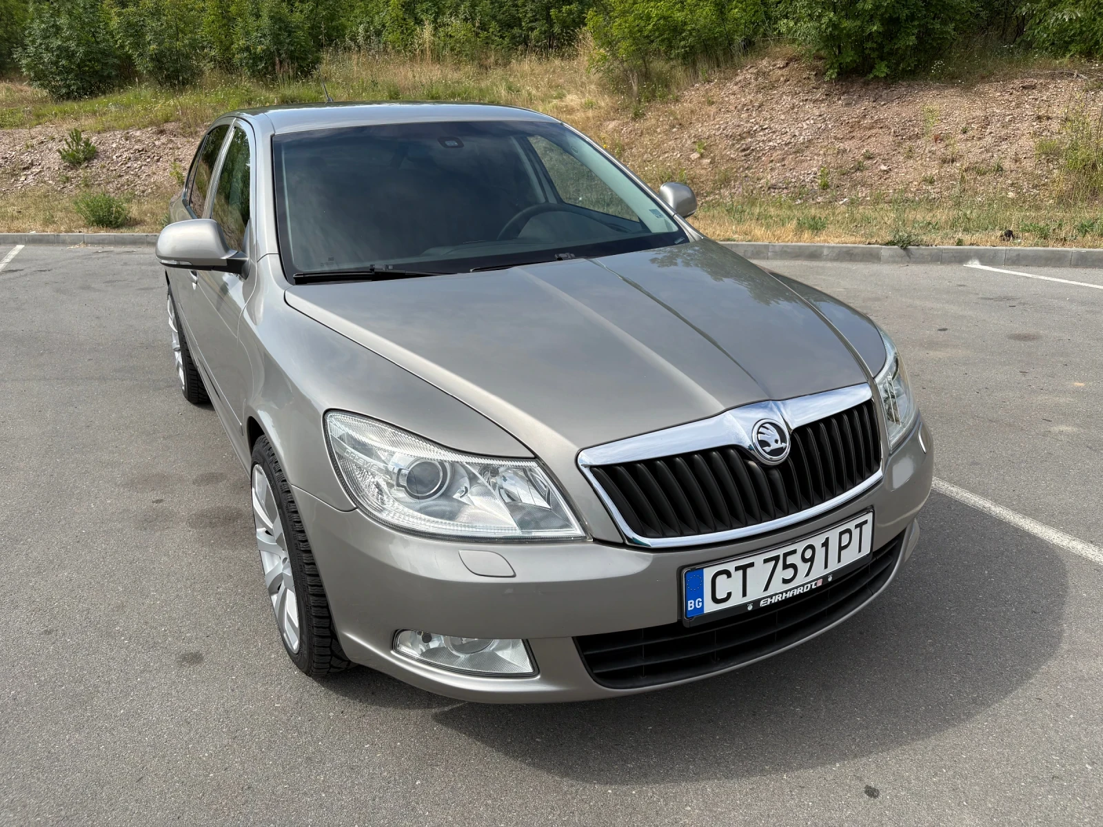 Skoda Octavia 1.8TSI, снимка 2 - Автомобили и джипове - 54939713