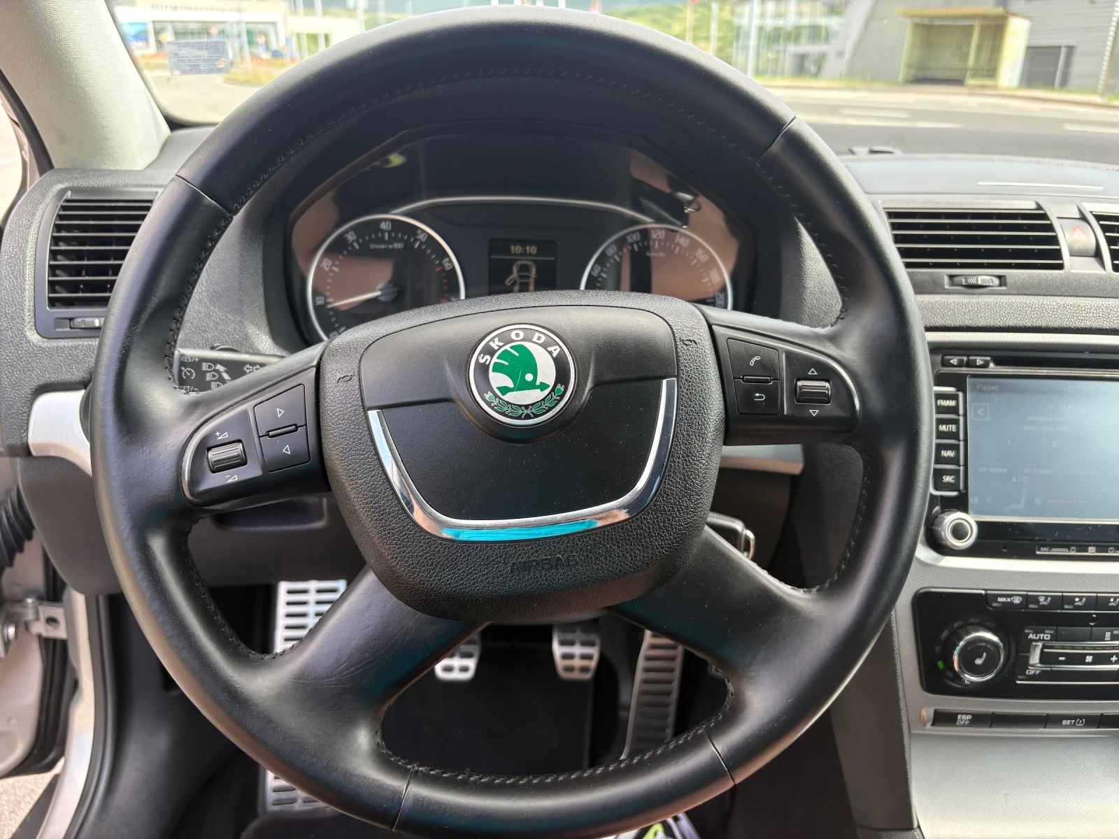 Skoda Octavia 1.8TSI, снимка 12 - Автомобили и джипове - 54939713