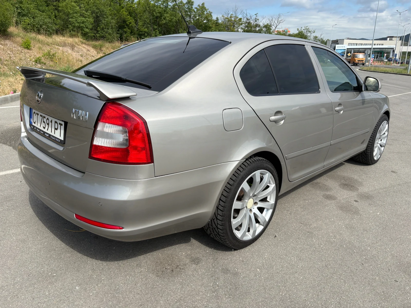 Skoda Octavia 1.8TSI, снимка 4 - Автомобили и джипове - 54939713