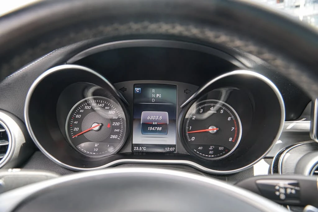 Mercedes-Benz C 300 4MATIC Coupe* AMG PACK* ПОДГРЕВ* КАМЕРА* MEMORY* , снимка 10 - Автомобили и джипове - 54977922