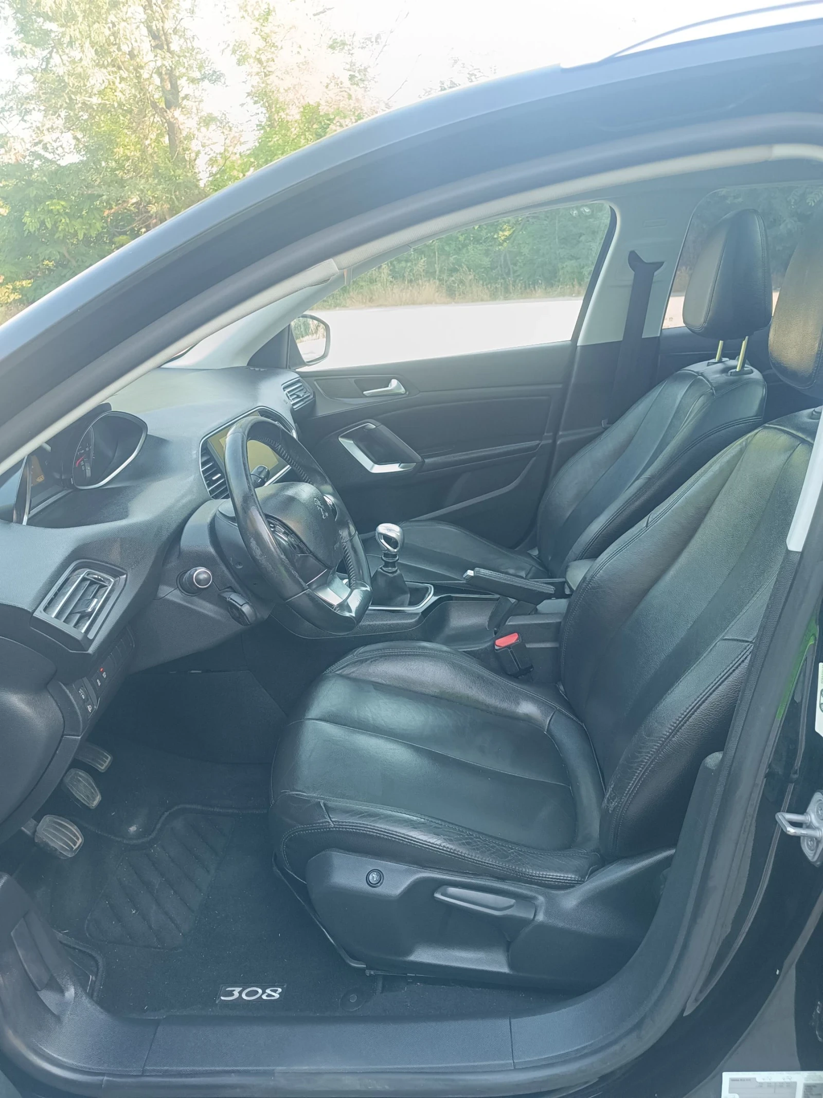 Peugeot 308 1.6 blueHDi, снимка 10 - Автомобили и джипове - 55081549