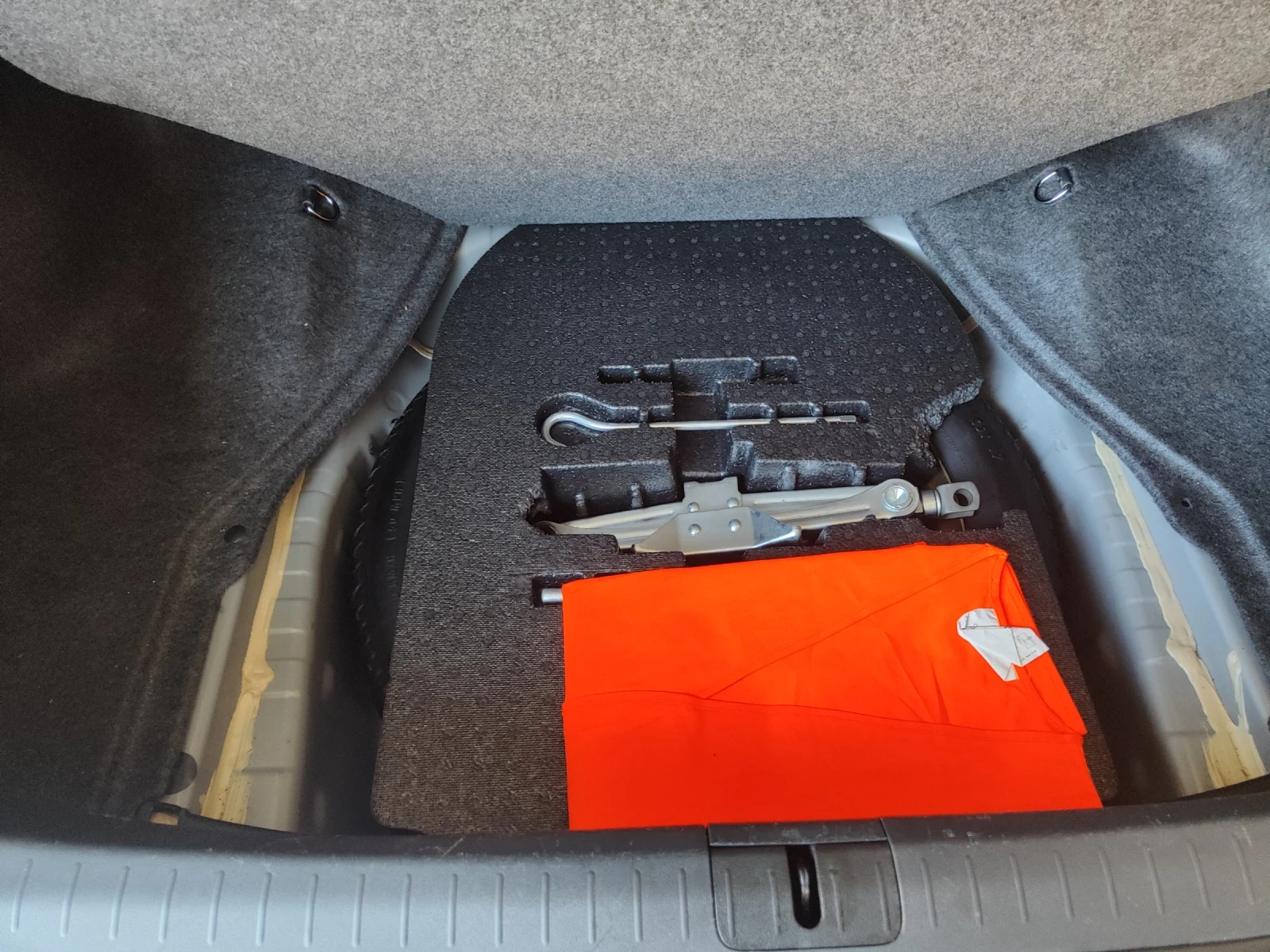Honda Accord 2, 4 i-VTEC, снимка 10 - Автомобили и джипове - 55249386