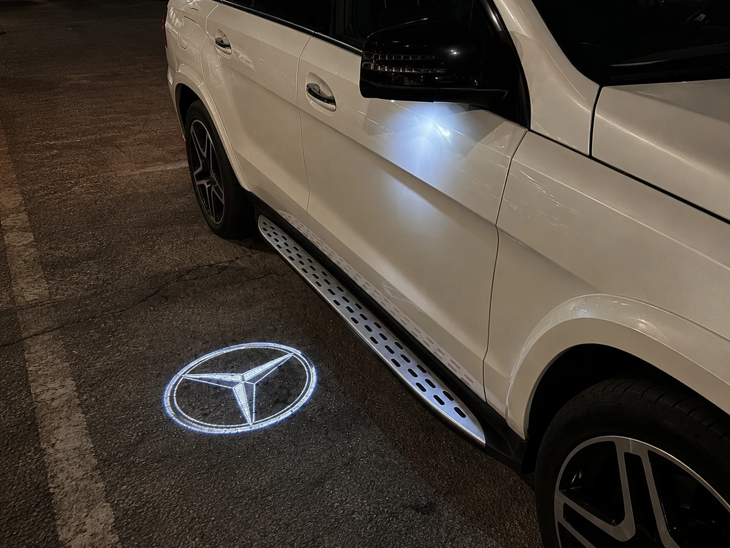 Mercedes-Benz GLS 450 Mercedes-Benz GLS 450 4MATIC AMG Line | 367 �.�. | | Mobile.bg � ����������� 10