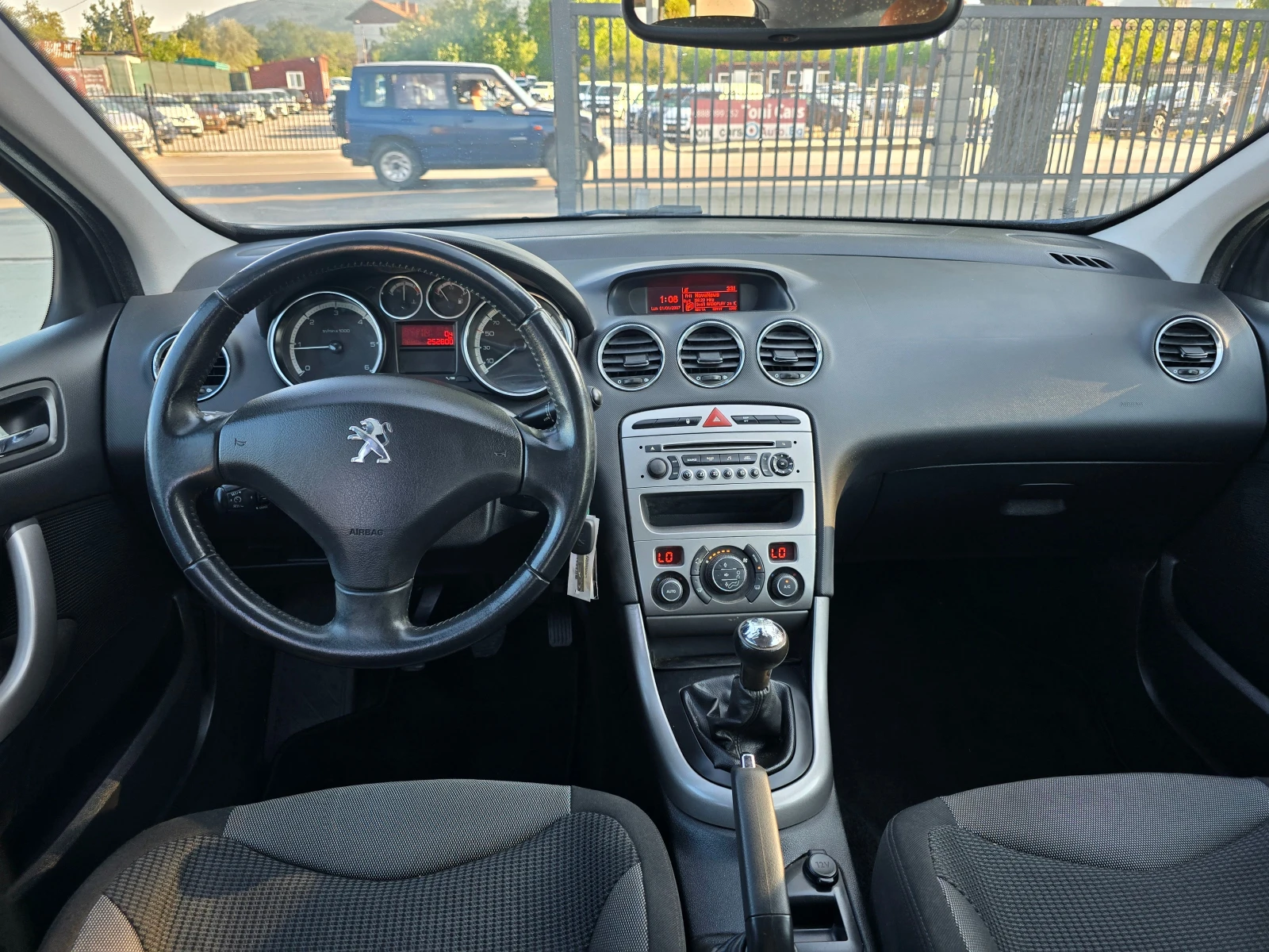 Peugeot 308 1.6HDI, 92к.с., 12.2012г., снимка 11 - Автомобили и джипове - 55524389