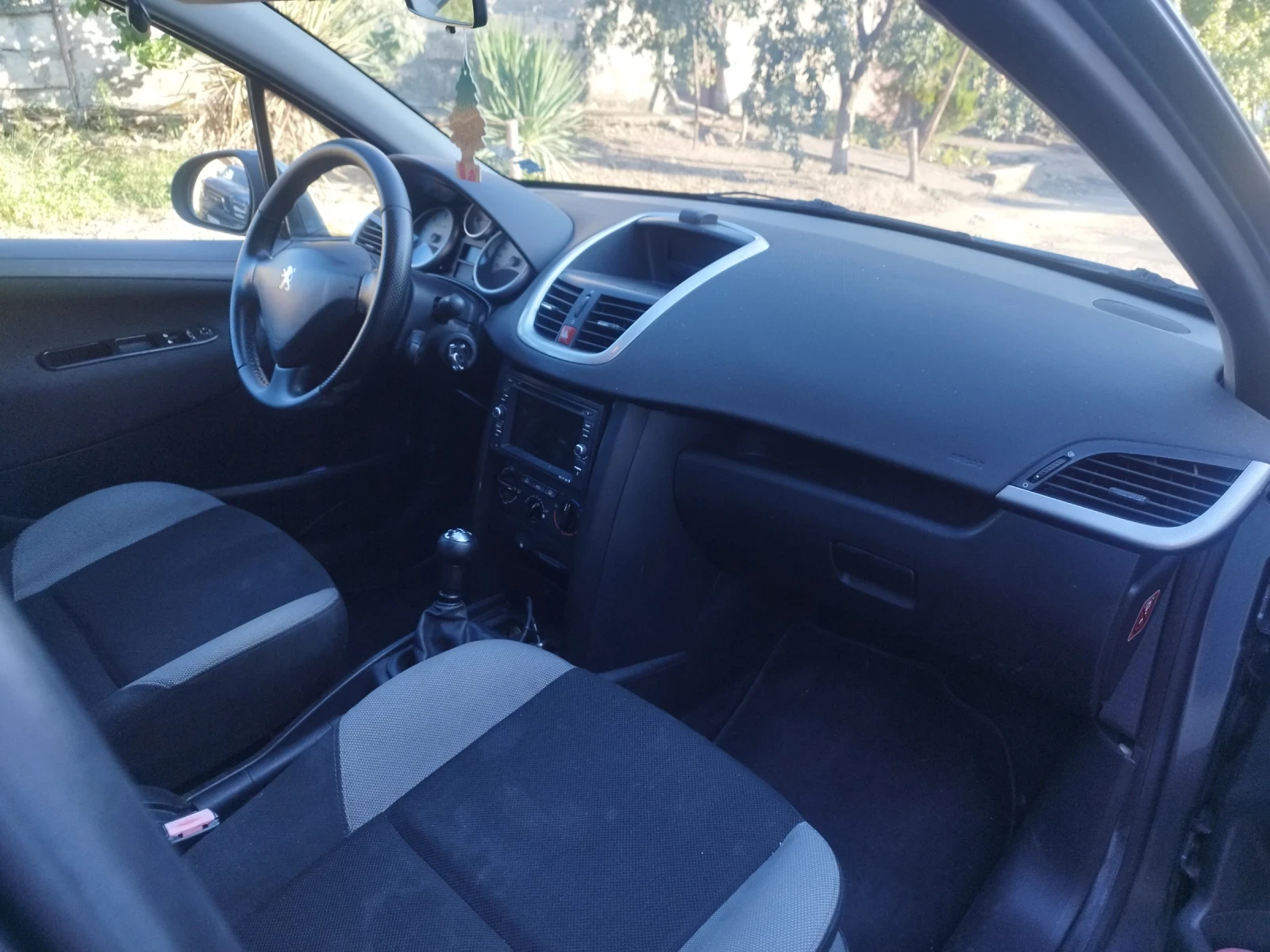 Peugeot 207, снимка 5 - Автомобили и джипове - 55838563