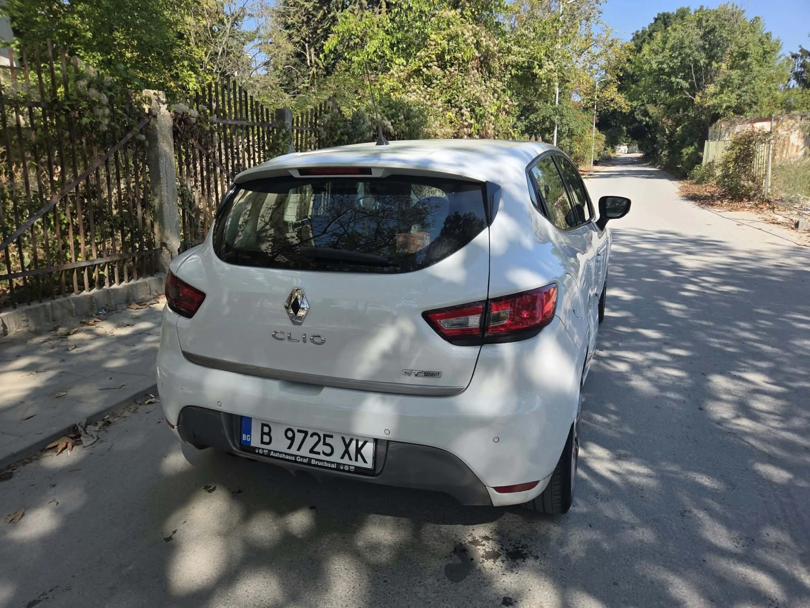 Renault Clio, снимка 2 - Автомобили и джипове - 56054823