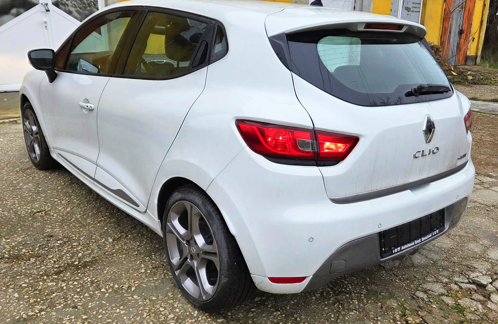 Renault Clio | Mobile.bg � ����������� 4