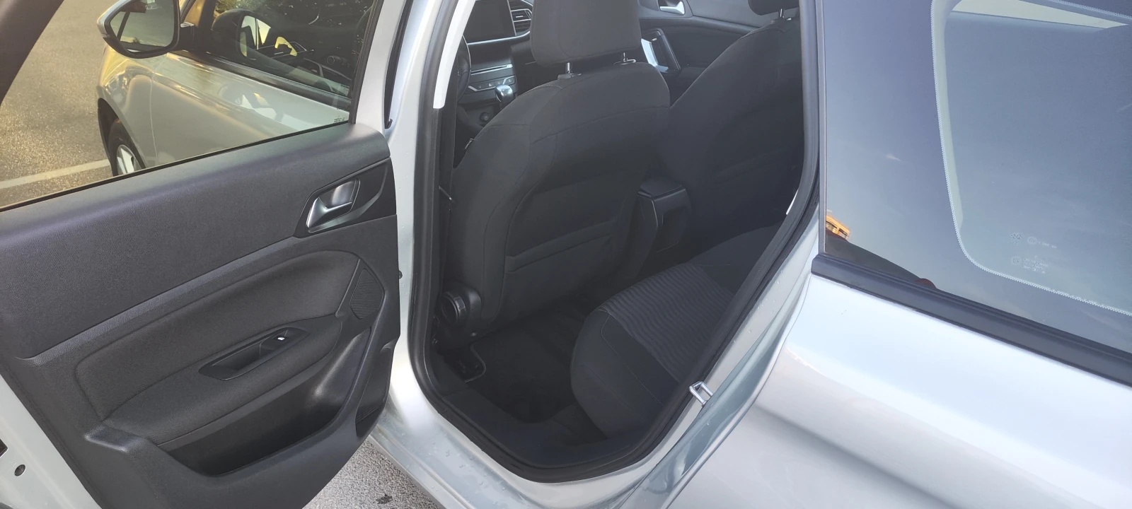 Peugeot 308 1.6 BlueHDi 120 | EURO 6 | PANORAMA, снимка 10 - Автомобили и джипове - 56075152