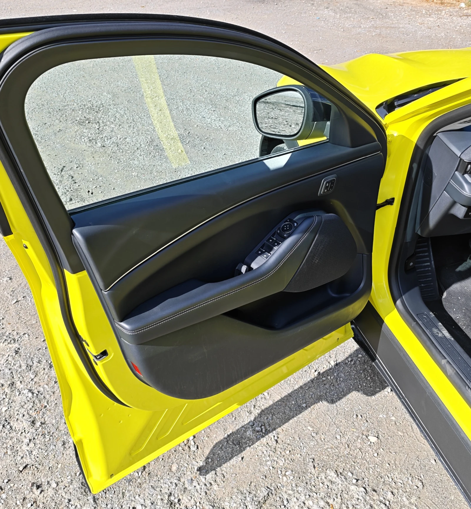 Ford Mustang Mach-E Select AWD, снимка 8 - Автомобили и джипове - 56077780
