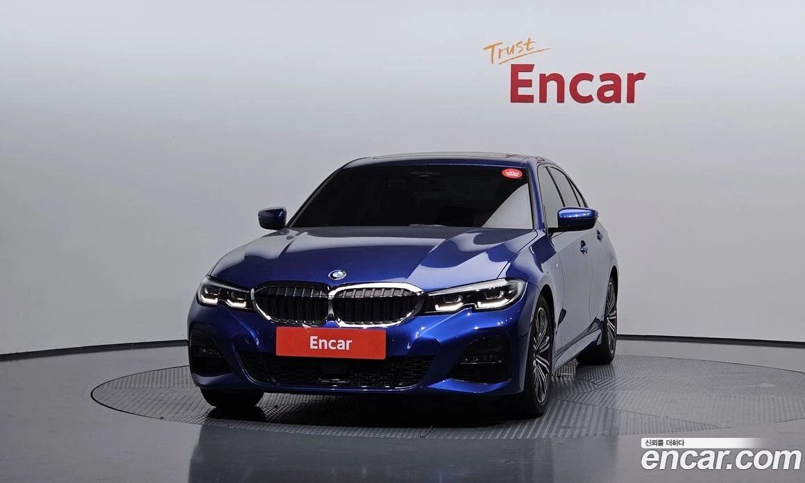 BMW 320 320i M Sport, снимка 3 - Автомобили и джипове - 56156679