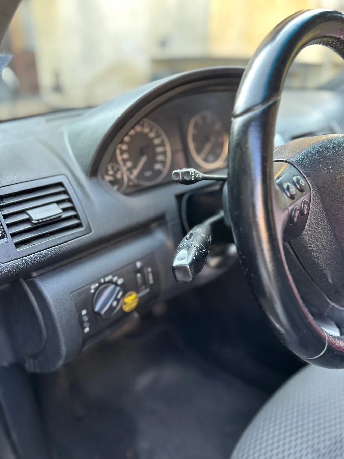 Mercedes-Benz A 200 СПЕШНО ! Avangarde Германия , снимка 3 - Автомобили и джипове - 56298175