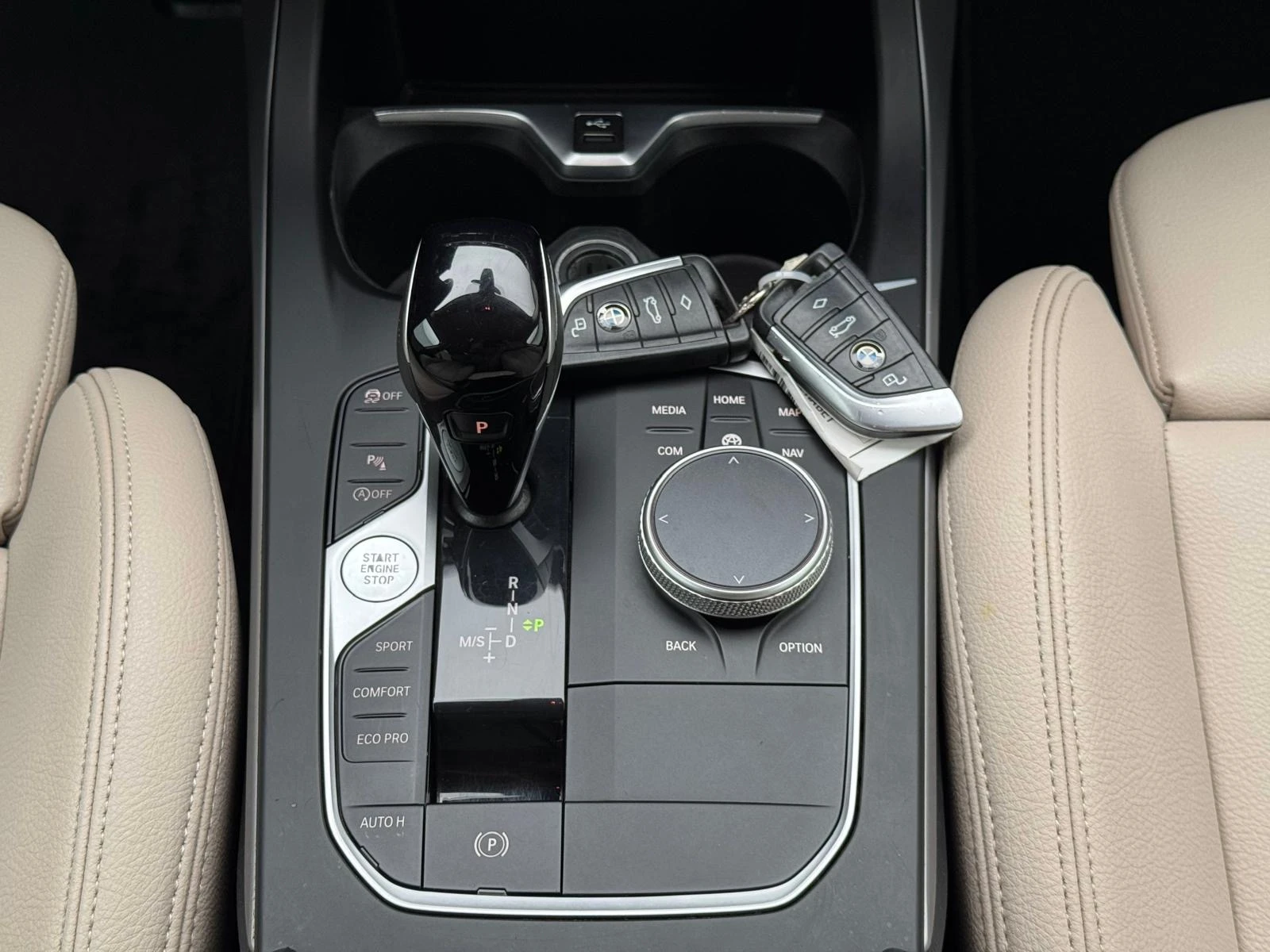 BMW 216 d Gran Coupe, снимка 12 - Автомобили и джипове - 56364959