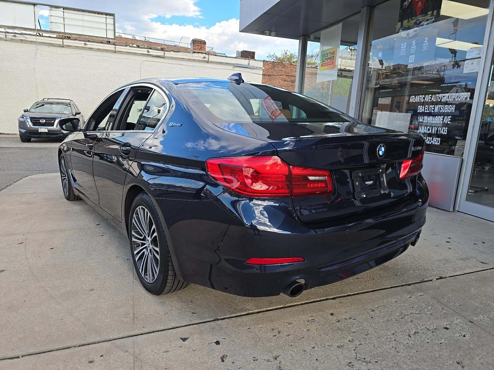 BMW 530E xDrive iPerformance , снимка 4 - Автомобили и джипове - 56478080