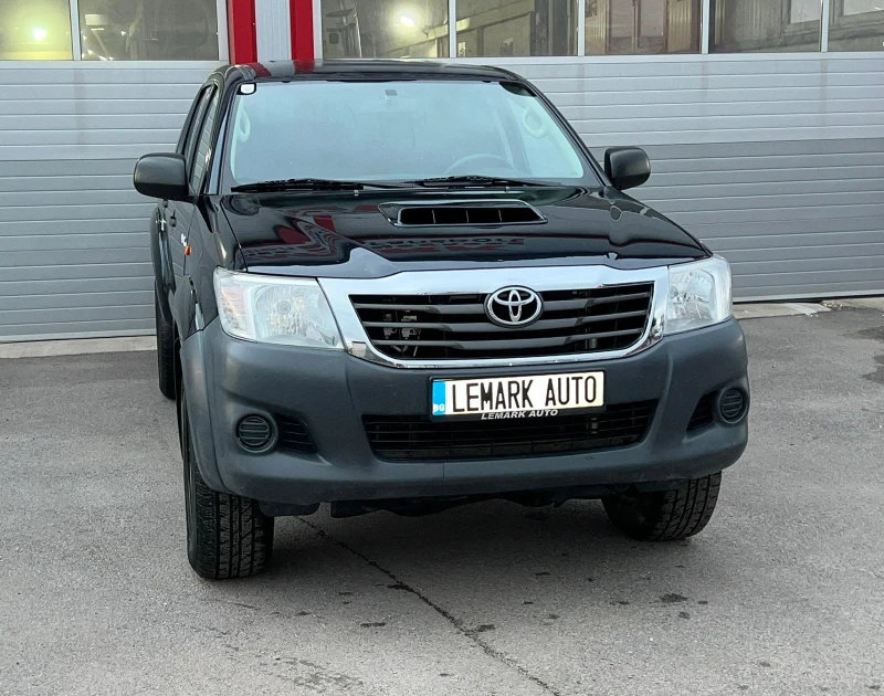 Toyota Hilux 2.5D-4D FACELIFT 4X4 KLIMATIK EVRO 5B ЛИЗИНГ!!!, снимка 3 - Автомобили и джипове - 48332377