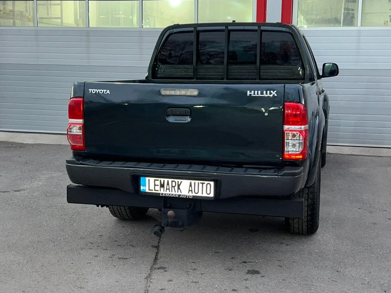 Toyota Hilux 2.5D-4D FACELIFT 4X4 KLIMATIK EVRO 5B ЛИЗИНГ!!!, снимка 8 - Автомобили и джипове - 48332377