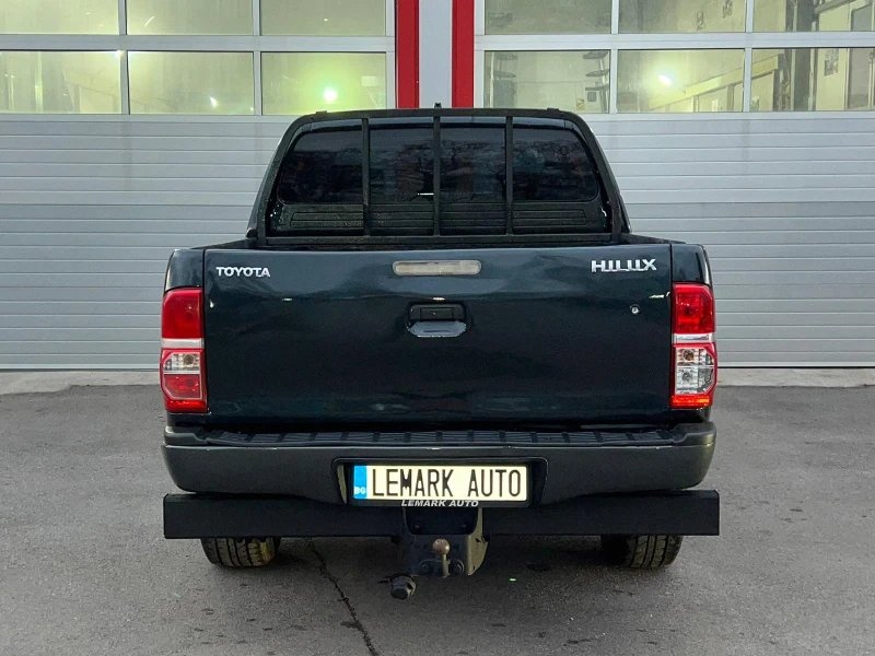 Toyota Hilux 2.5D-4D FACELIFT 4X4 KLIMATIK EVRO 5B ЛИЗИНГ!!!, снимка 10 - Автомобили и джипове - 48332377