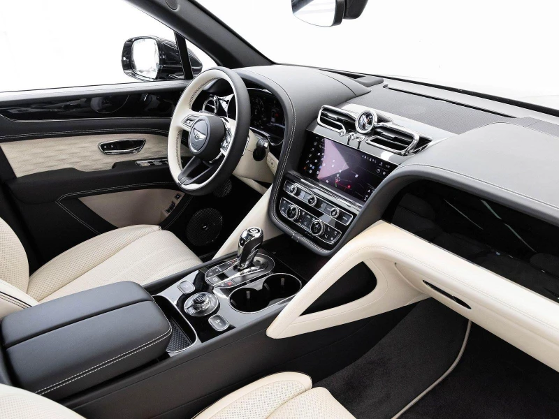 Bentley Bentayga SPEED/NEW MODEL/NAIM/PANO/CERAMIC/HEAD UP/360/, снимка 14 - Автомобили и джипове - 53084553