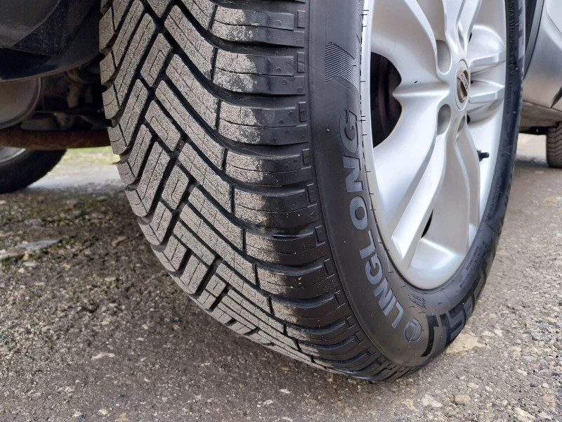 Nissan Qashqai 1.5 DCI, снимка 16 - Автомобили и джипове - 53213306