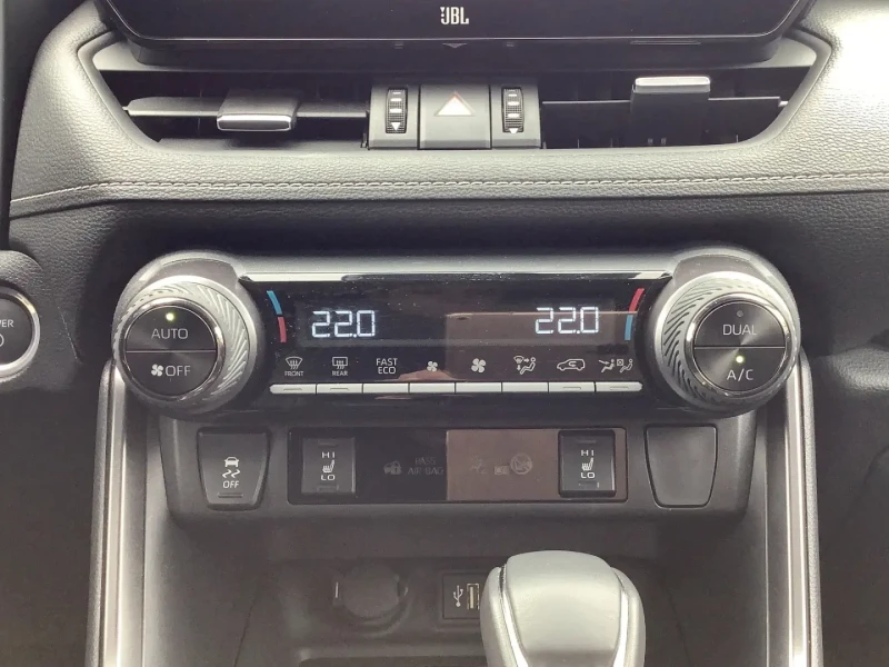 Toyota Rav4 Plug-in Hybrid 4x4 GR-SPORT !!, снимка 12 - Автомобили и джипове - 53460029