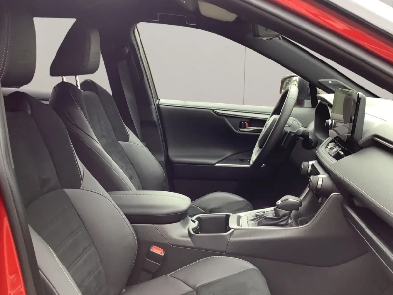 Toyota Rav4 Plug-in Hybrid 4x4 GR-SPORT !!, снимка 11 - Автомобили и джипове - 53460029