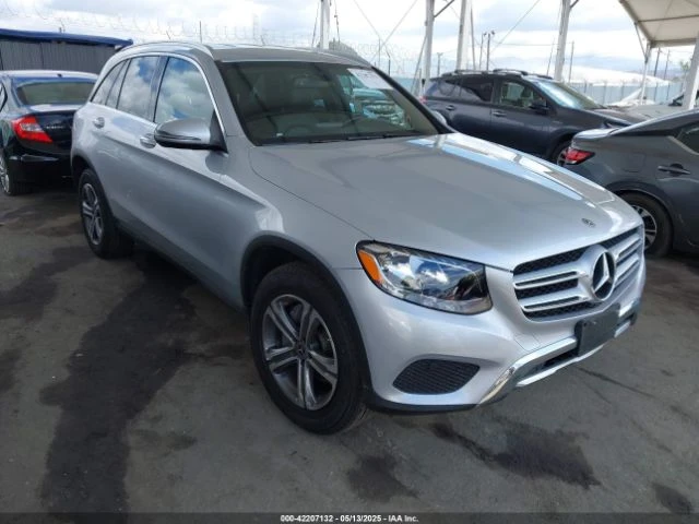 Mercedes-Benz GLC 300 CARFAX АВТО КРЕДИТ - 29500 лв. - 17601107 1