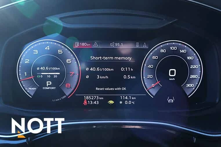 Audi Q8 TECHNIK* B&O* HEAD-UP* DISTRONIC* НОВ ДВИГАТЕЛ, снимка 11 - Автомобили и джипове - 53432908