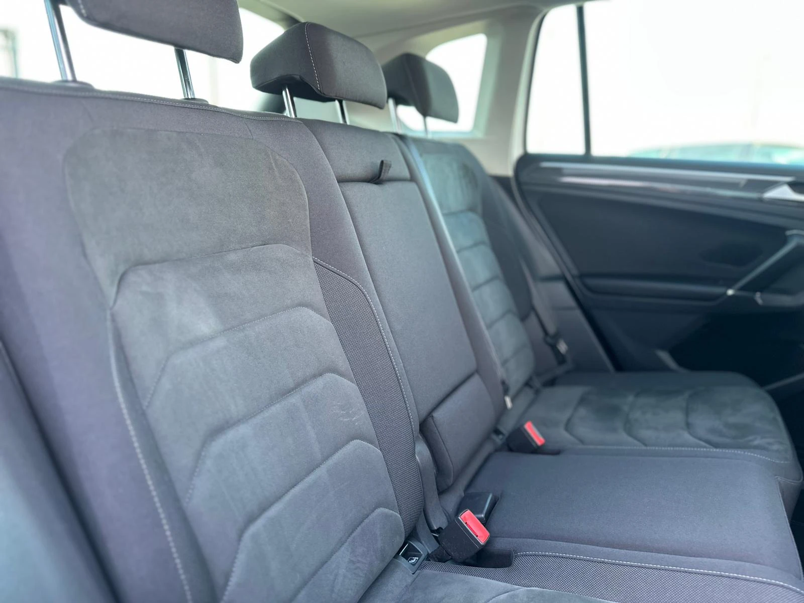 VW Tiguan / 2.0 TDI / PANORAMA / FULL LED / DIGITAL / TOP / | Mobile.bg � ����������� 12