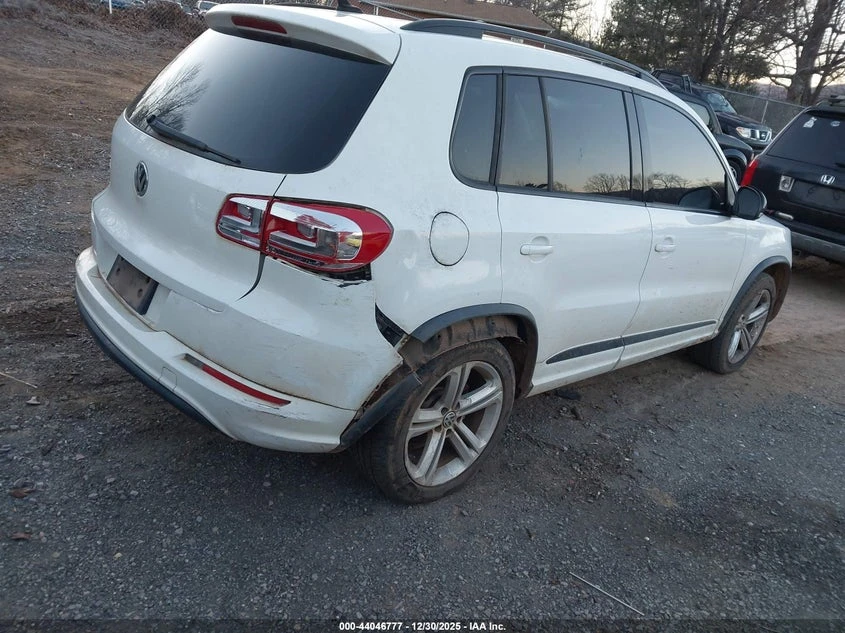 VW Tiguan 2.0L I-4 DI, DOHC, VVT, TURBO, 200HP All Wheel, снимка 4 - Автомобили и джипове - 53879155