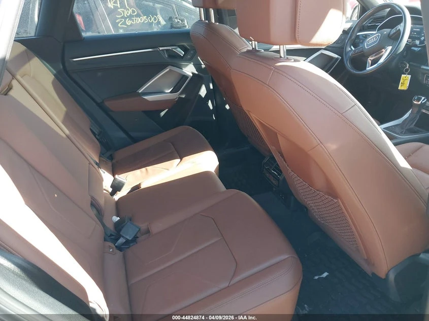 Audi Q3 2.0l Premium 45 Tfsi S Line Quattro Tiptronic, снимка 8 - Автомобили и джипове - 54389517