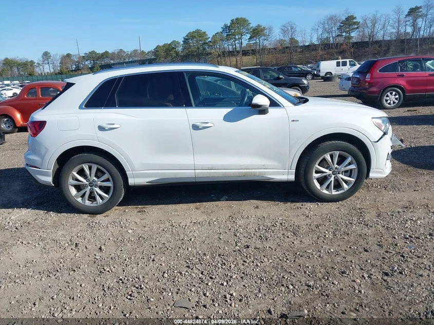 Audi Q3 2.0l Premium 45 Tfsi S Line Quattro Tiptronic, снимка 13 - Автомобили и джипове - 54389517
