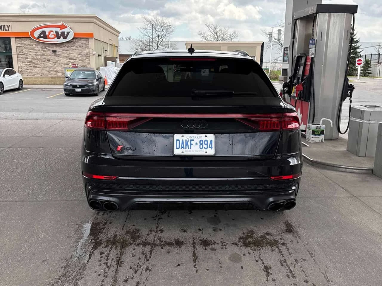 Audi SQ8 4.0 TFSI quattro/ОБДУХВАНЕ/ПАНОРАМА/ДИСТРОНИК/360, снимка 5 - Автомобили и джипове - 54483843