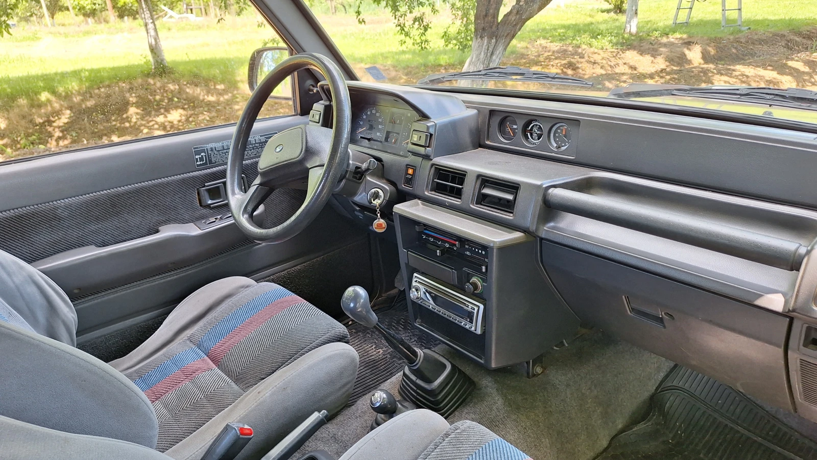 Daihatsu Feroza 1.6 4x4 МН.ДОБЪР, снимка 6 - Автомобили и джипове - 54729743