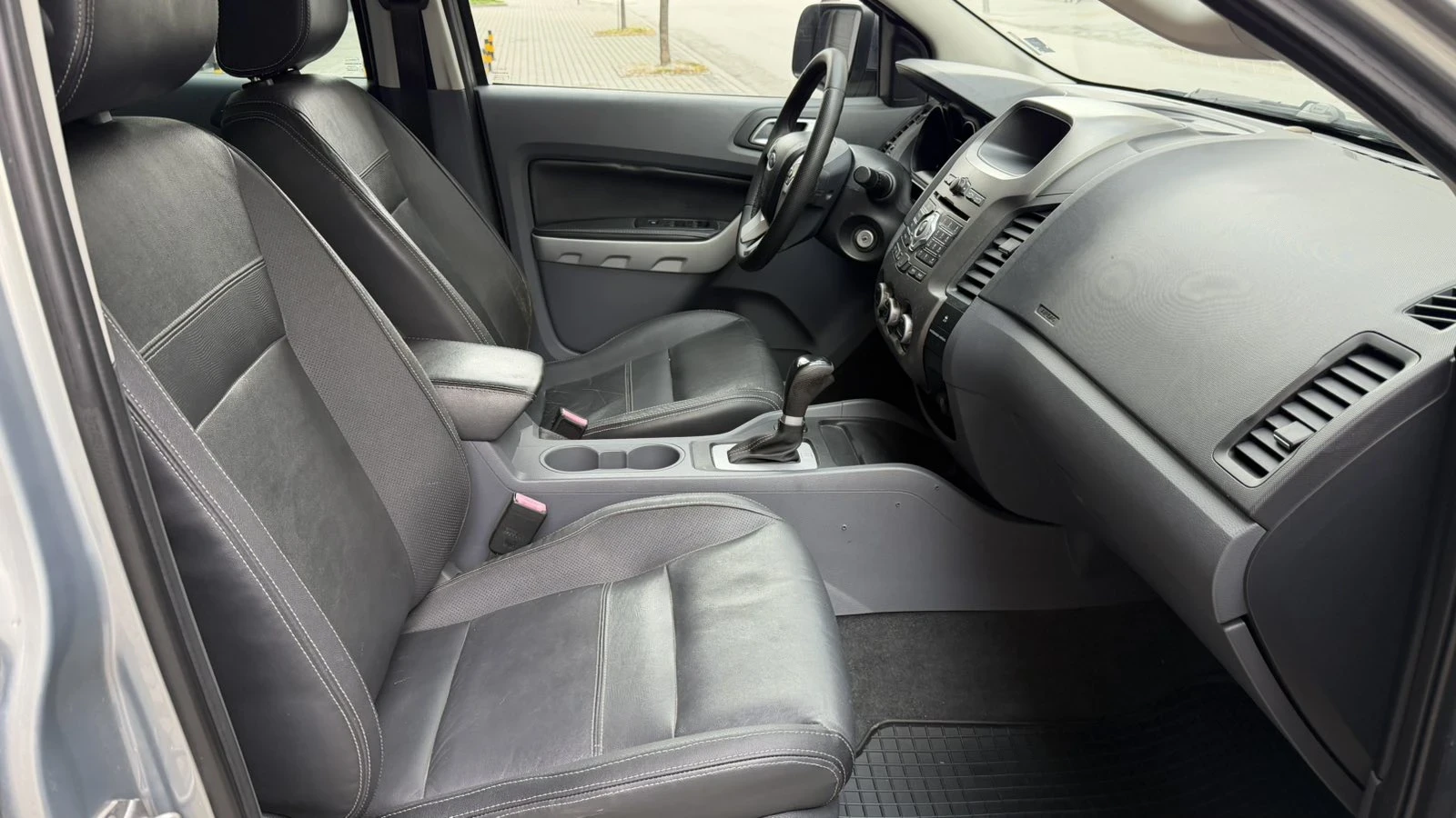 Ford Ranger 2.2 automatic , снимка 8 - Автомобили и джипове - 55561432