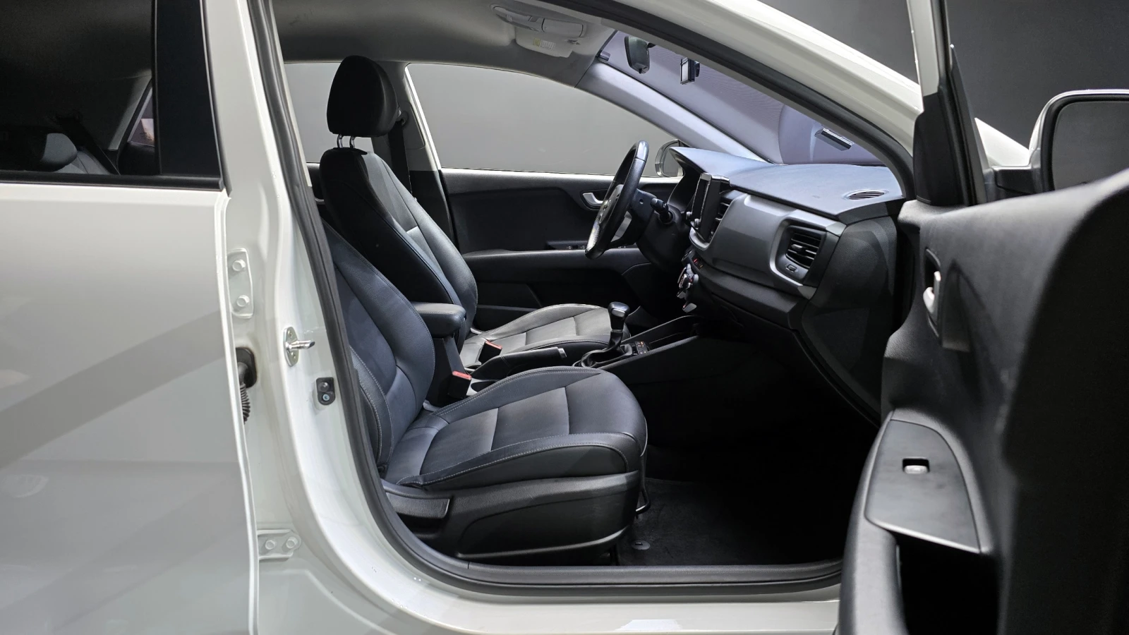 Kia Stonic 1.6 Trendy autoprime.bg, снимка 12 - Автомобили и джипове - 55740839