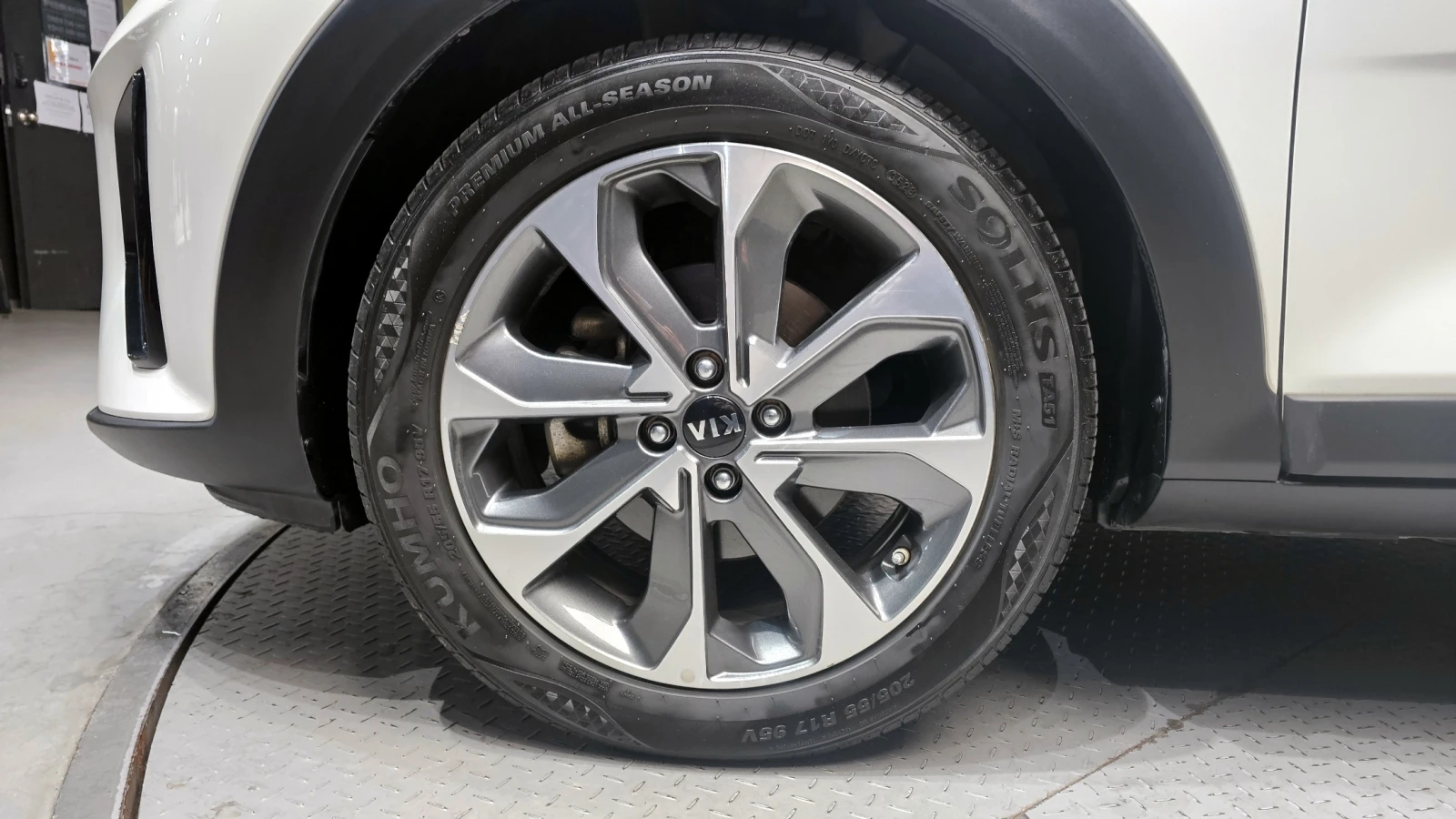 Kia Stonic 1.6 Trendy autoprime.bg, снимка 5 - Автомобили и джипове - 55740839