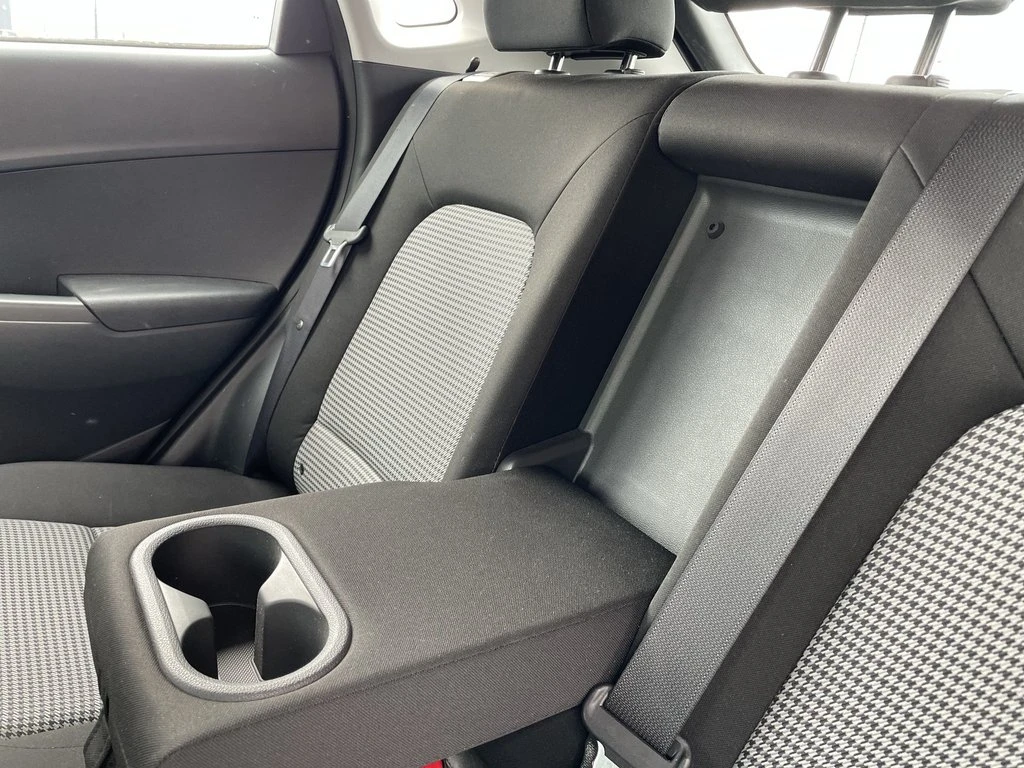 Hyundai Kona 4Х4/ЕДИН СОБСВЕНИК/ОТ ПРЕДСТАВИТЕЛСТВО/CARFAX, снимка 6 - Автомобили и джипове - 56258576