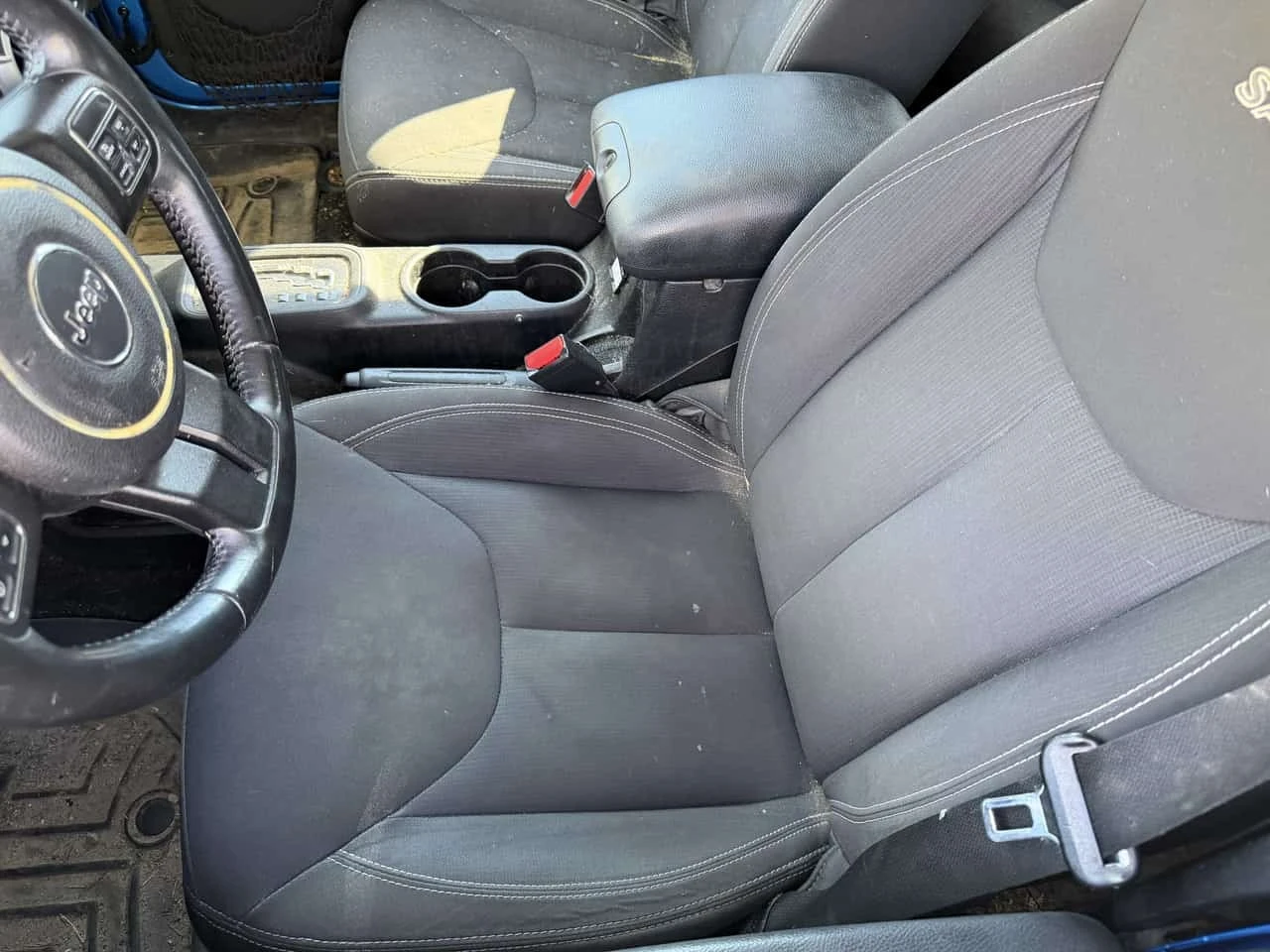 Jeep Wrangler * Sahara * CARFAX * ��� ������������ ������ | Mobile.bg � ����������� 9