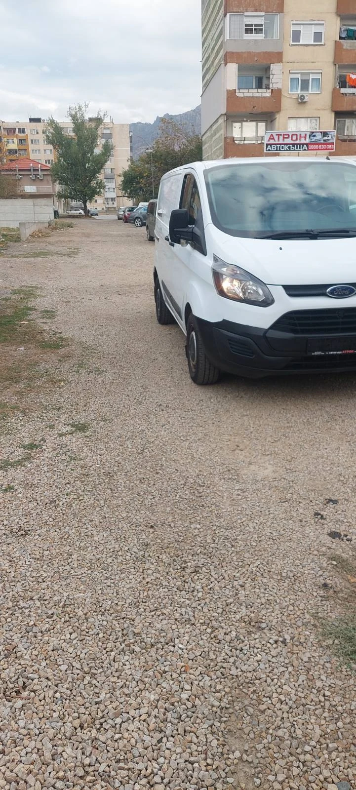Ford Transit Custom 2.2 tdci клима, снимка 2 - Бусове и автобуси - 56584627