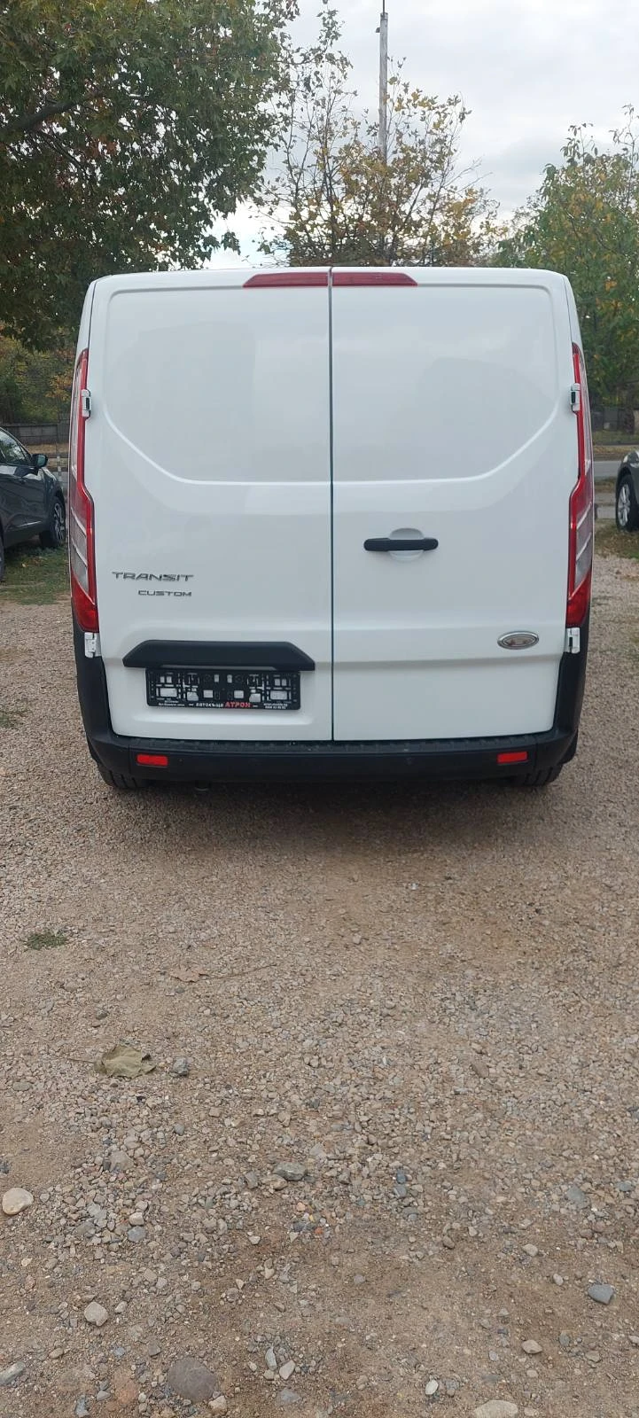 Ford Transit Custom 2.2 tdci клима, снимка 4 - Бусове и автобуси - 56584627