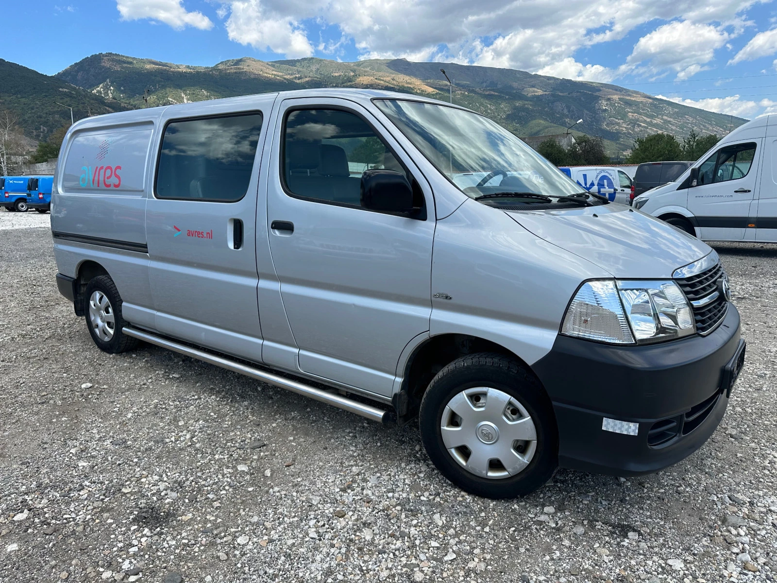 Toyota Hiace 97ХИЛ.KM.!2.5D4D!LANG!DUBBELCABINE!6MECTA! - изображение 2