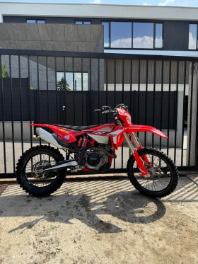 ����� �� �������� �� Beta Rr